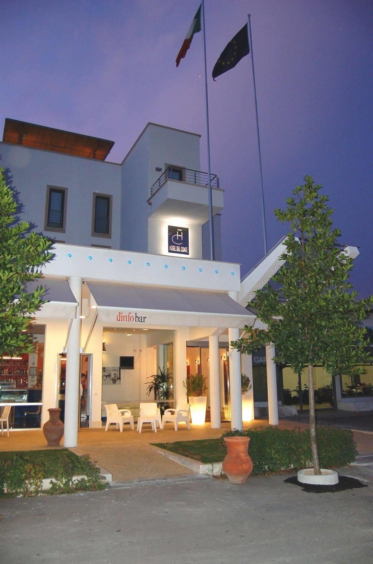 Hotel Del Conte فوندي المظهر الخارجي الصورة