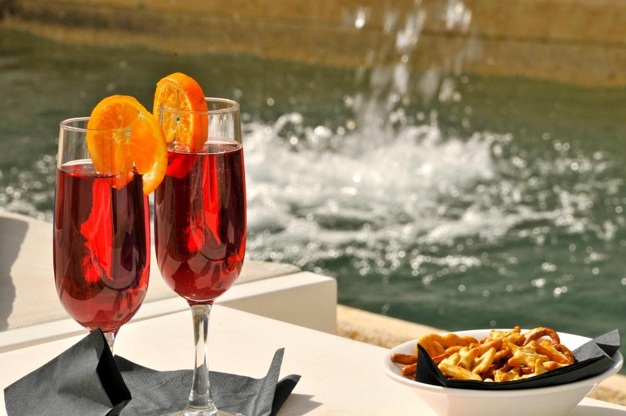 Hotel Del Conte فوندي المظهر الخارجي الصورة